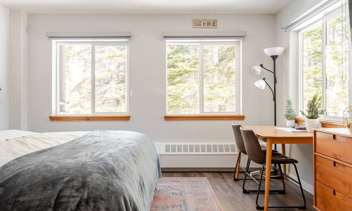 Photo of Bedroom in Kirkwood