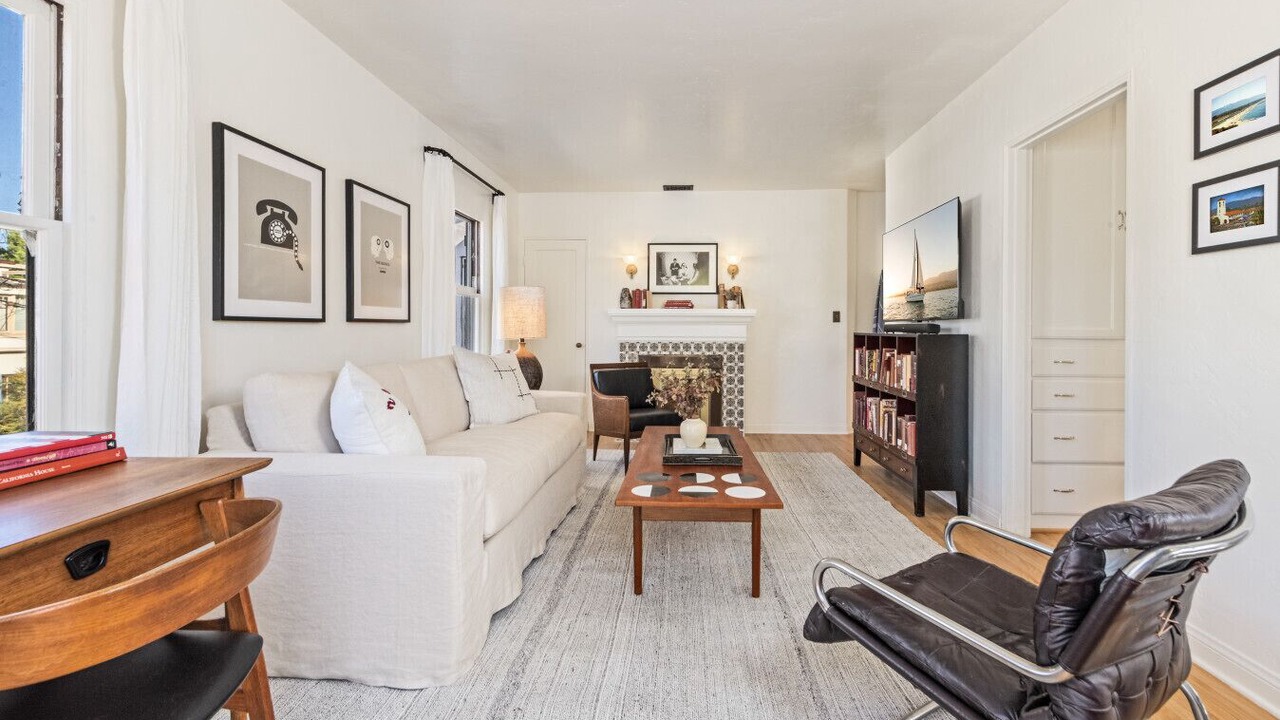 Photo of Livingroom in West Beach