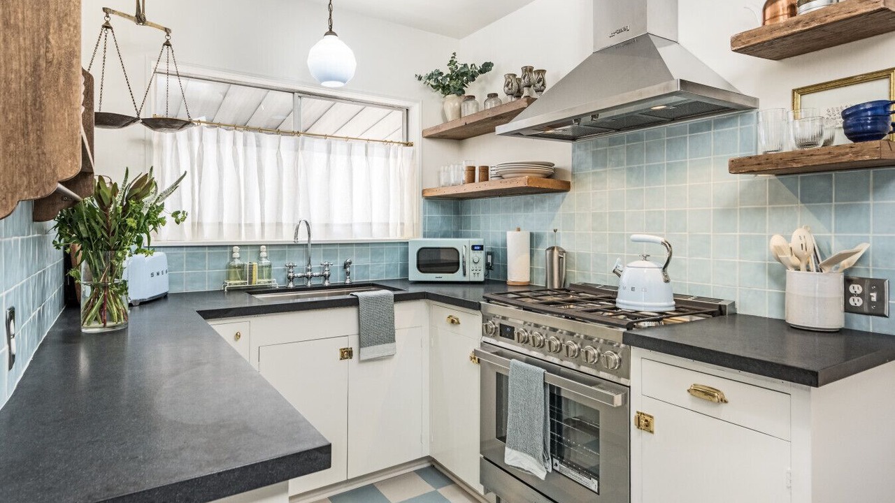 Photo of Kitchen in West Beach