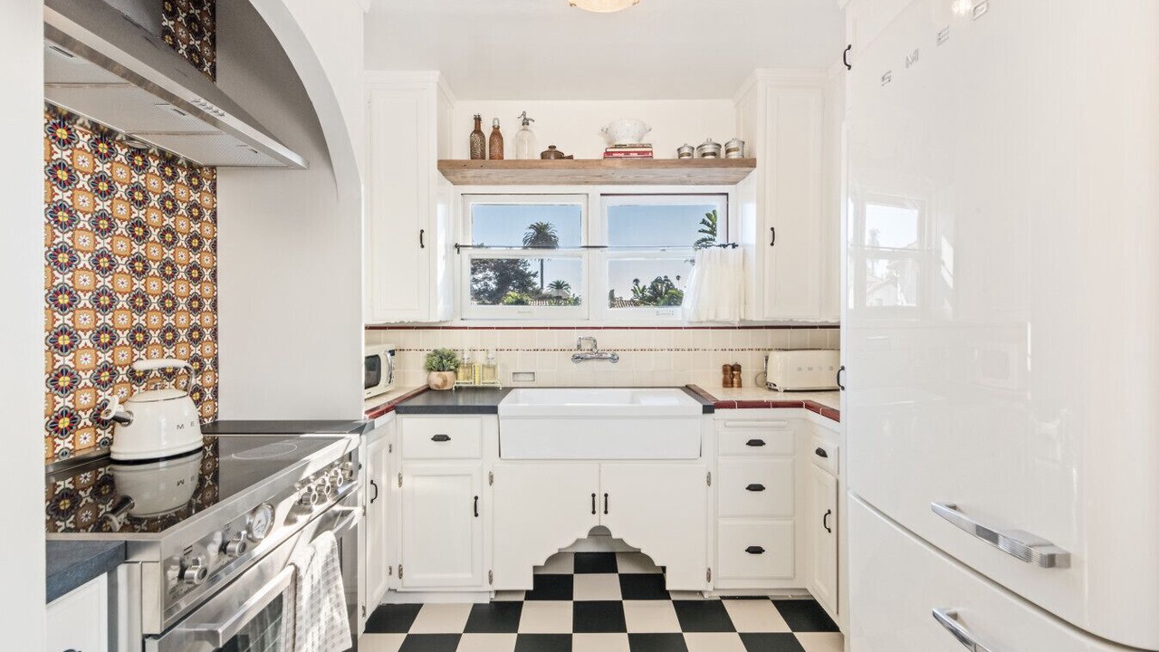 Photo of Kitchen in West Beach
