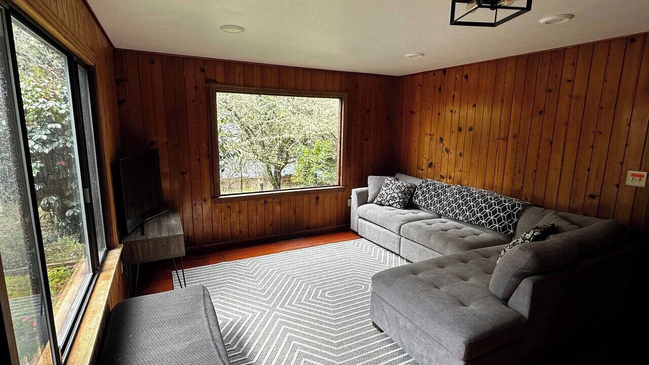 Photo of Livingroom in Arcata