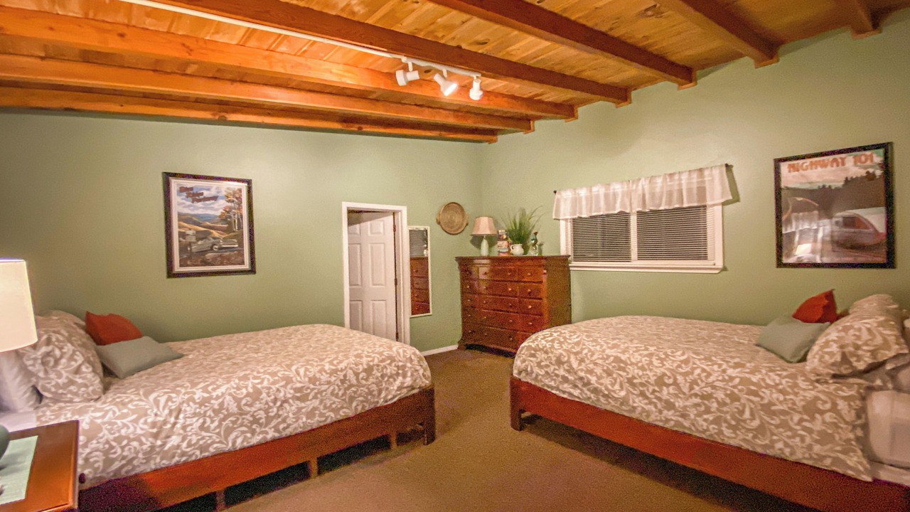 Photo of Bedroom in Klamath