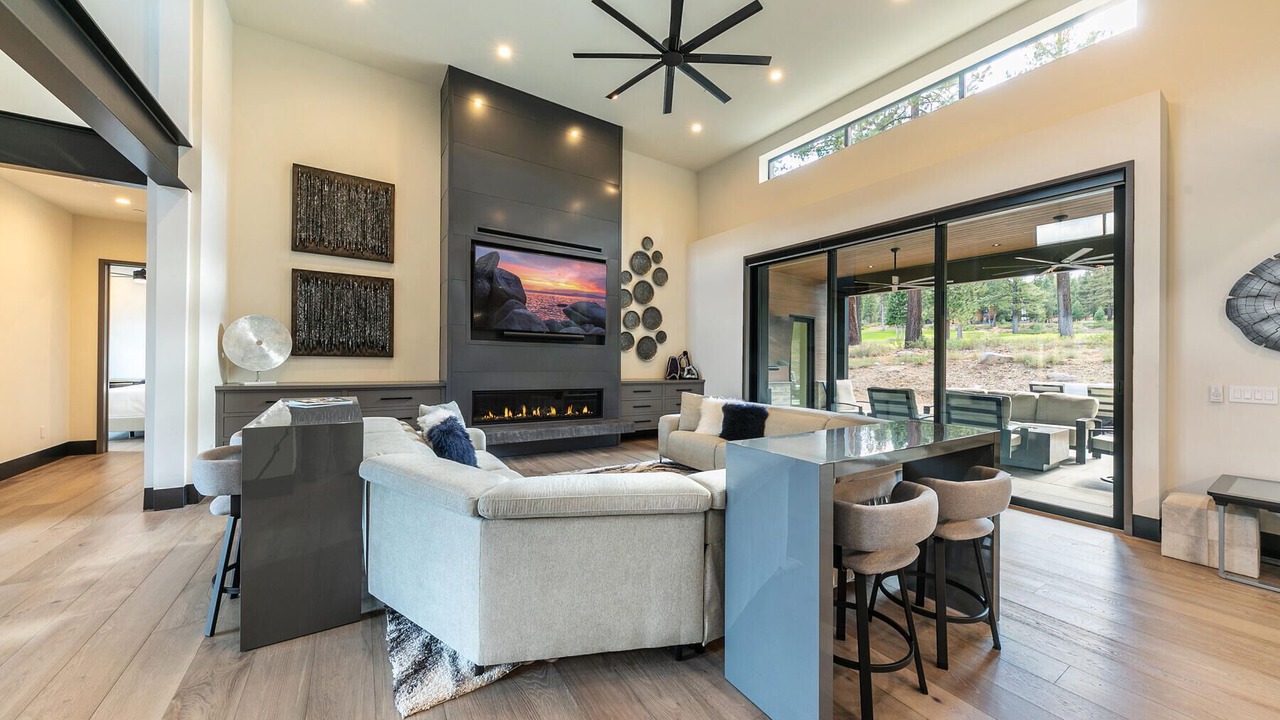 Photo of Livingroom in Ponderosa Palisades