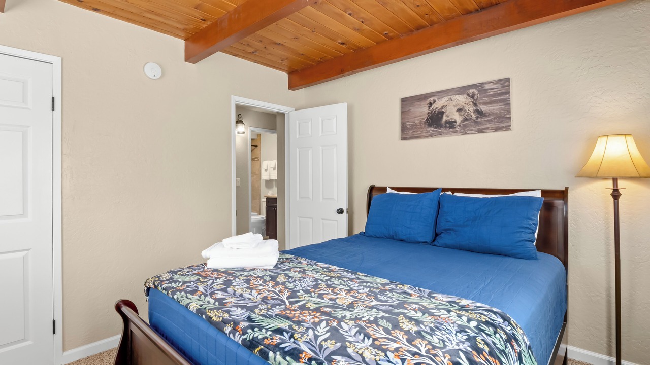 Photo of Bedroom in Oakhurst