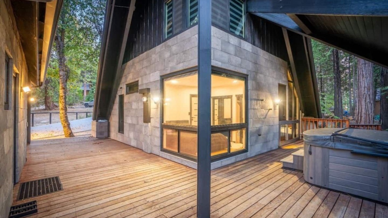 Photo of Patio Balcony in Musick Ridge