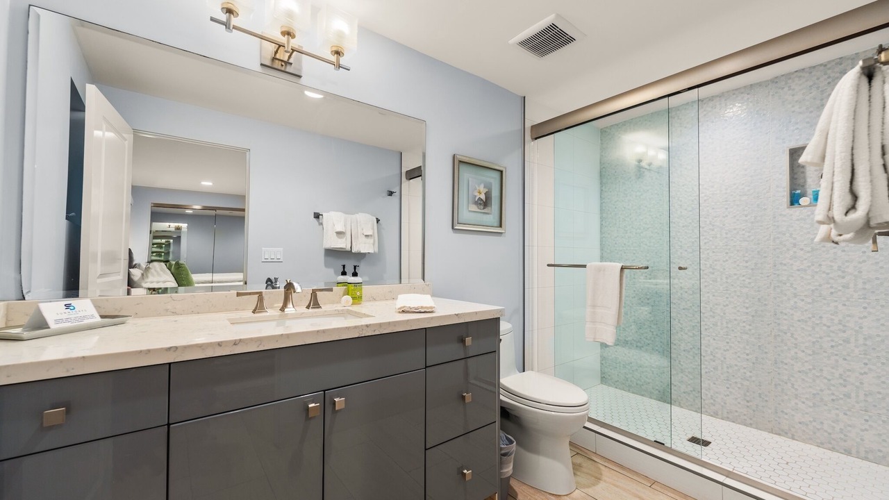 Photo of Bathroom in Hollywood Beach