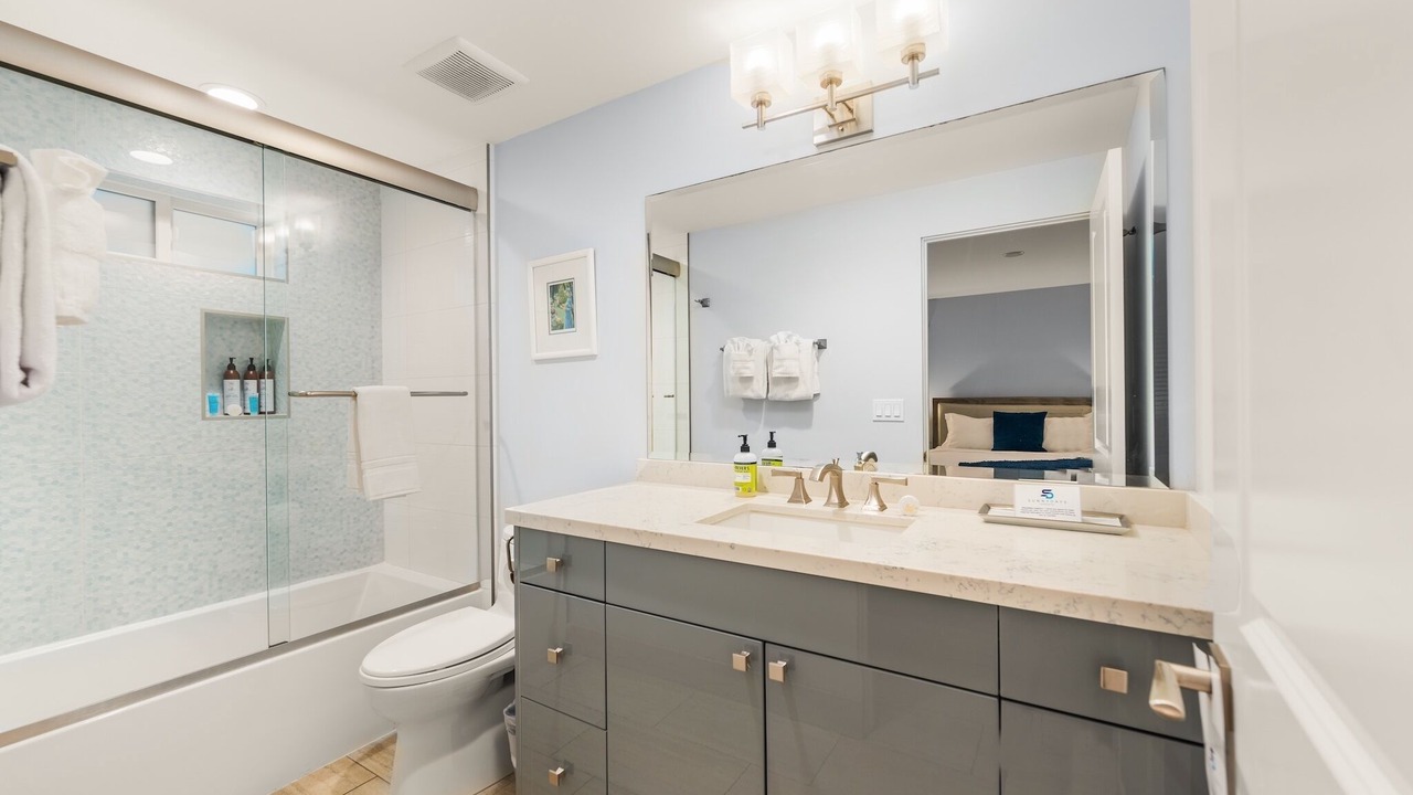 Photo of Bathroom in Hollywood Beach