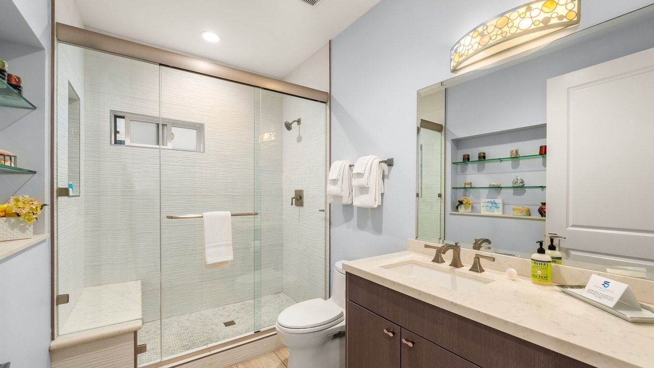 Photo of Bathroom in Hollywood Beach