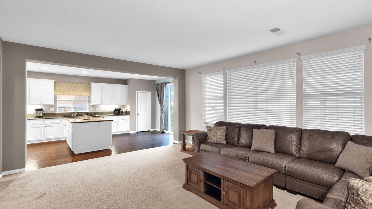 Photo of Livingroom in Wildomar