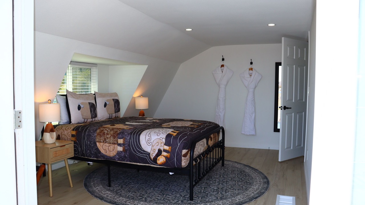 Photo of Bedroom in Anza