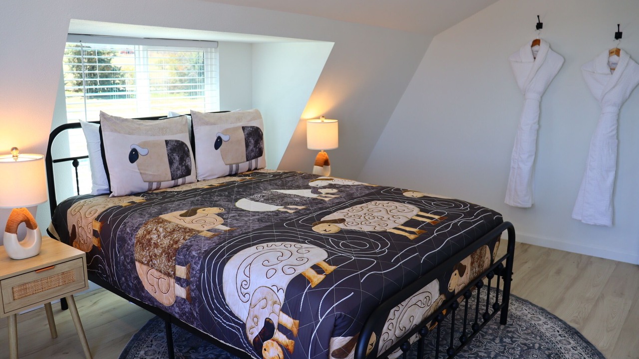 Photo of Bedroom in Anza