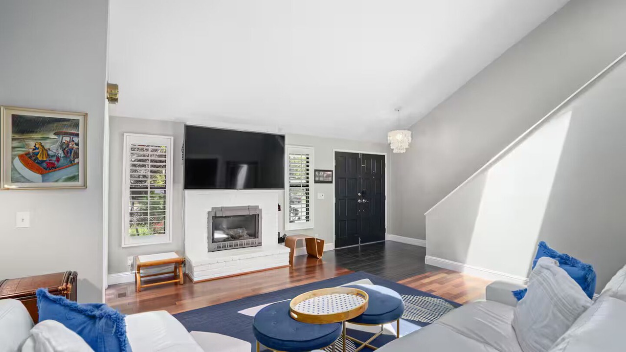 Photo of Livingroom in Sonoma