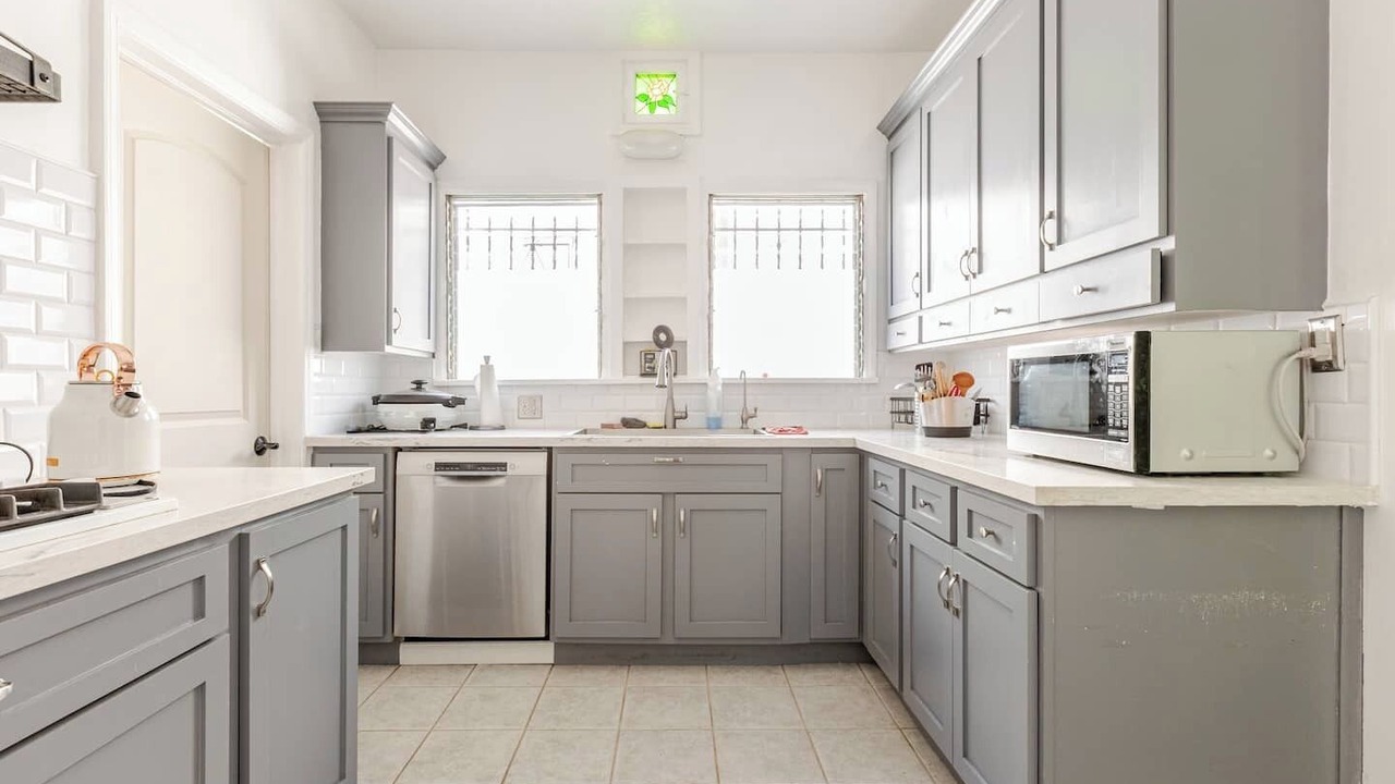 Photo of Kitchen in Mid-Wilshire