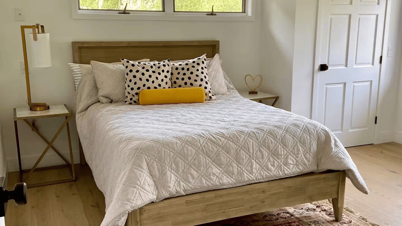 Photo of Bedroom in Glen Ellen