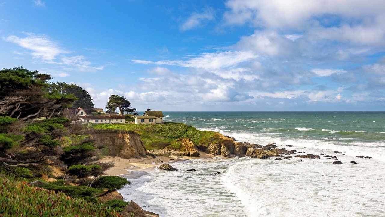 Photo of Others in Montara