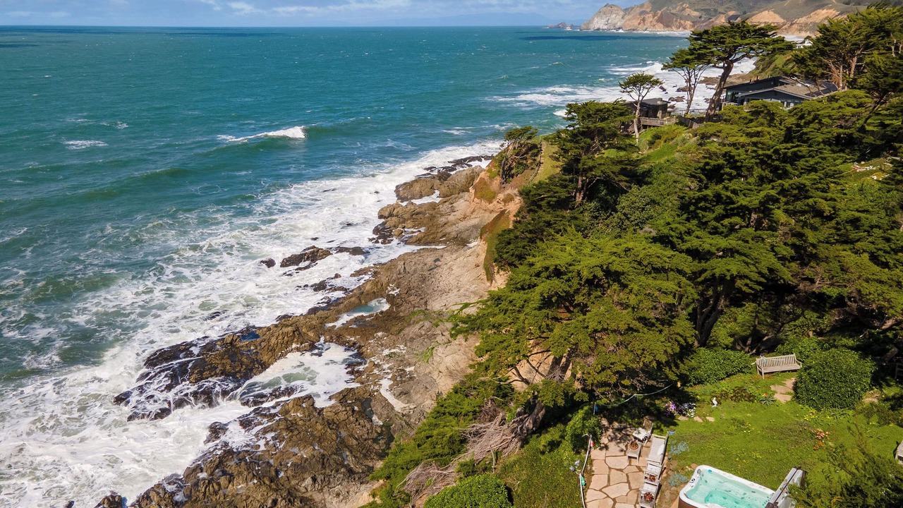 Photo of Others in Montara