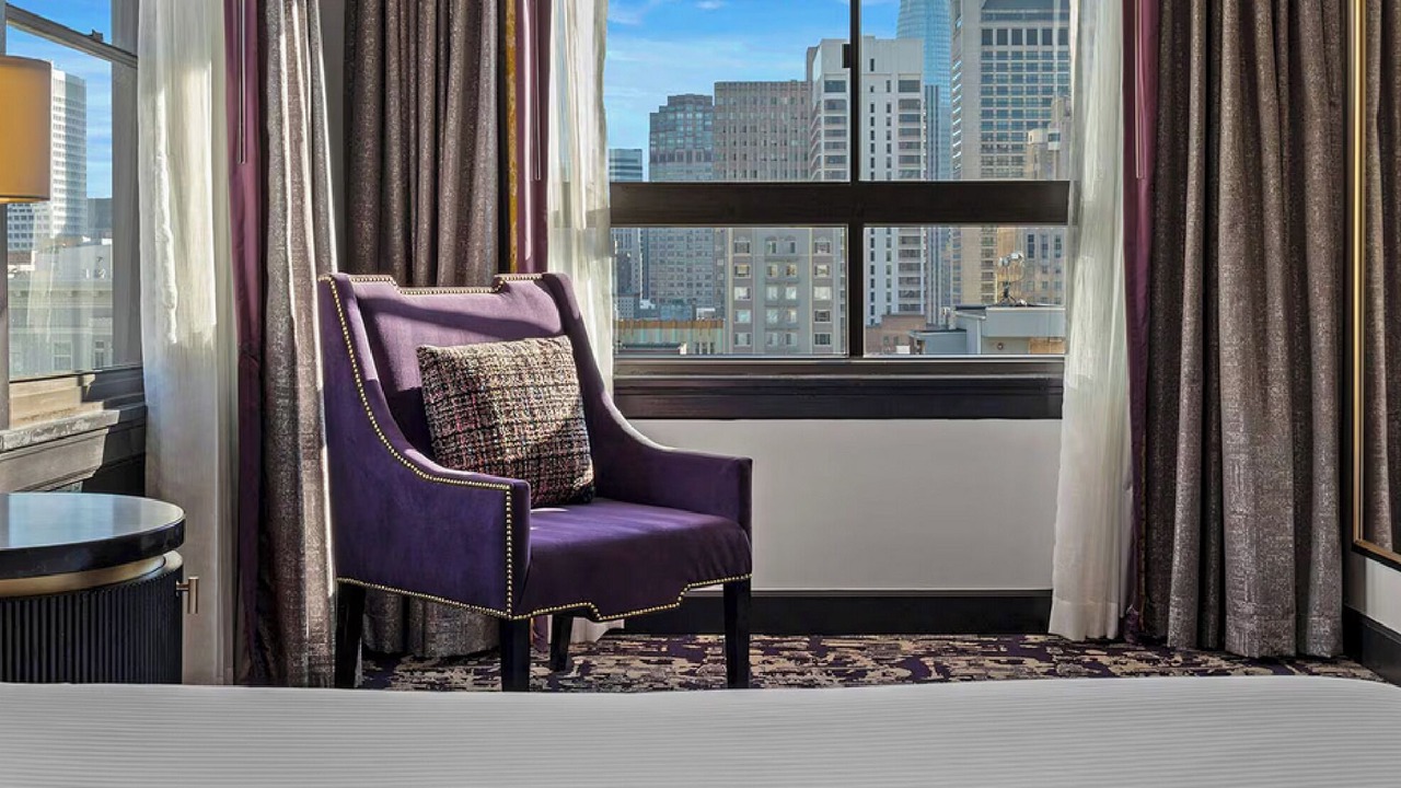 Photo of Bedroom in Theater District