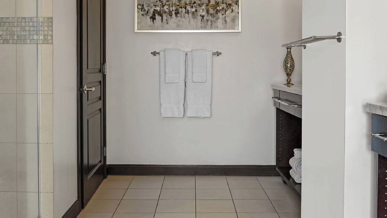 Photo of Bathroom in Theater District