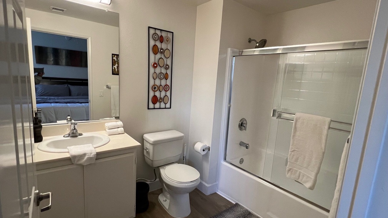 Photo of Bathroom in Arleta