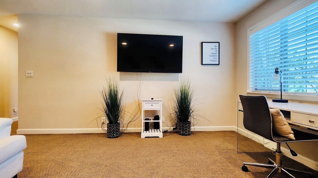 Photo of Livingroom in Thousand Oaks