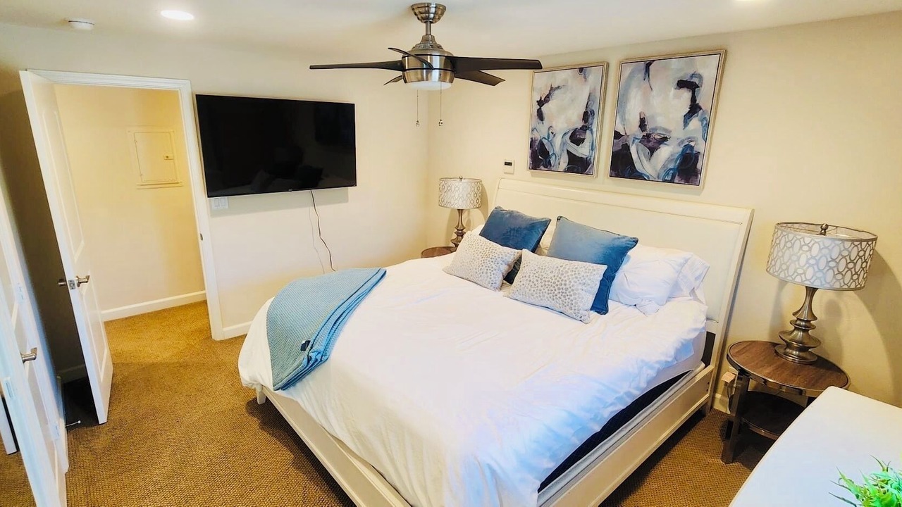 Photo of Bedroom in Thousand Oaks
