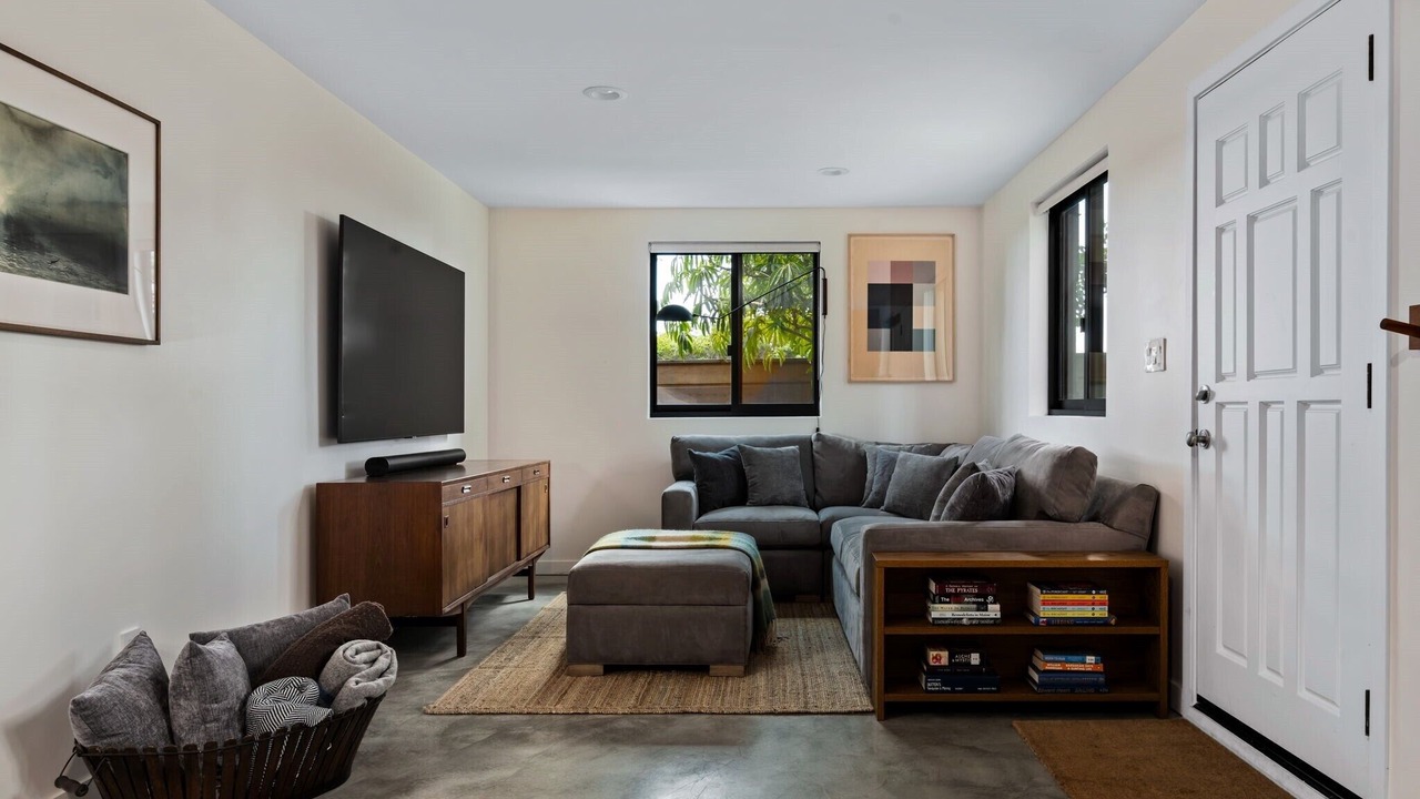 Photo of Bedroom in Summerland