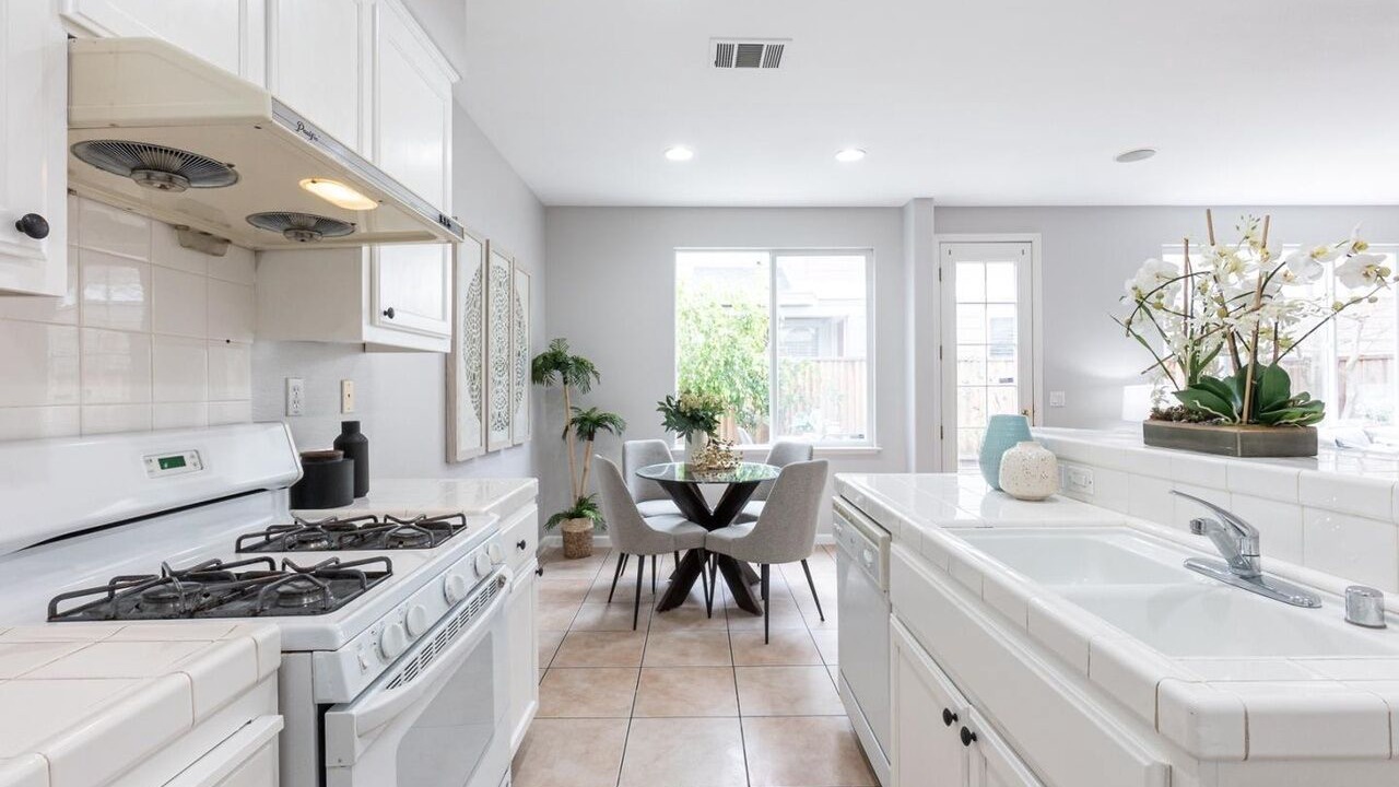 Photo of Kitchen in East Palo Alto