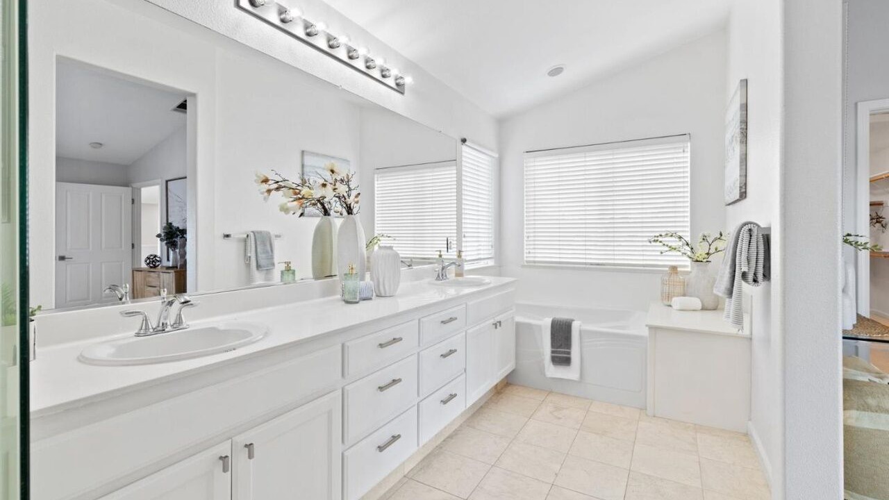 Photo of Bathroom in East Palo Alto