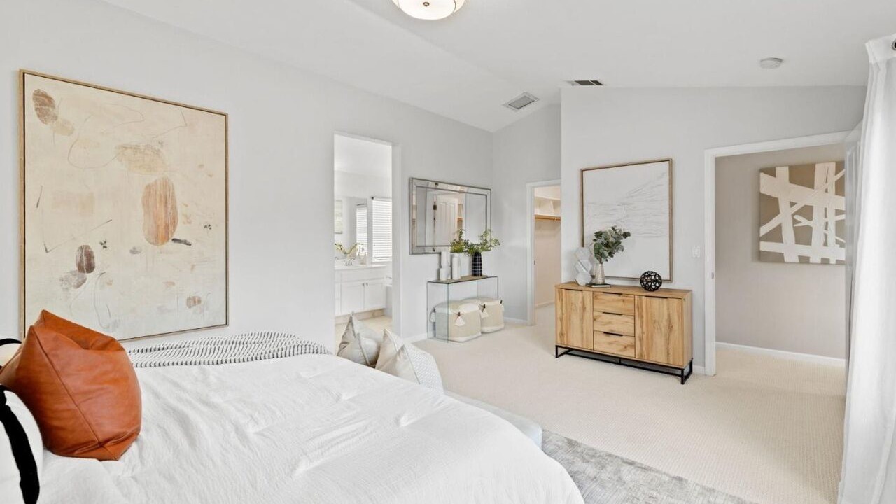 Photo of Bedroom in East Palo Alto