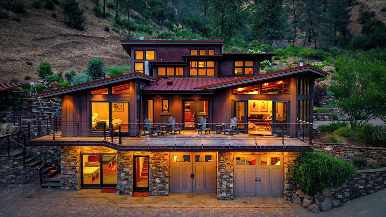 Photo of Outdoor in El Portal