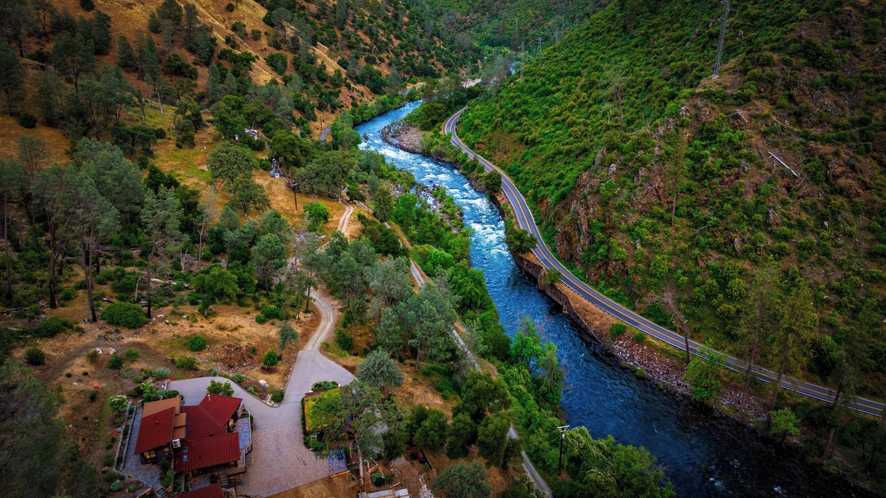 Photo of Outdoor in El Portal