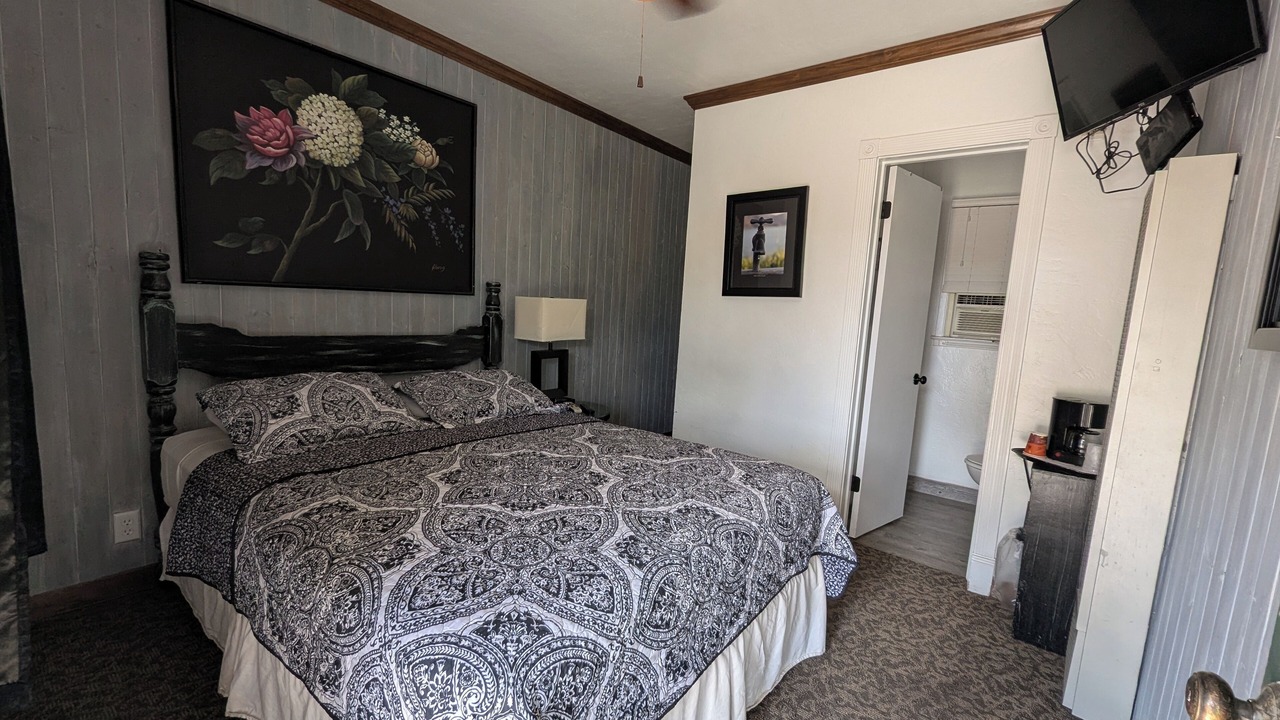 Photo of Bedroom in Squaw Valley