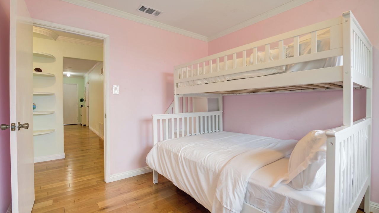 Photo of Bedroom in Santa Clara