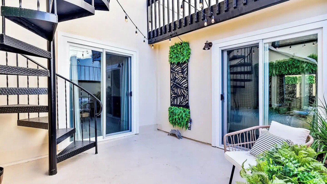 Photo of Patio Balcony in Civic Core