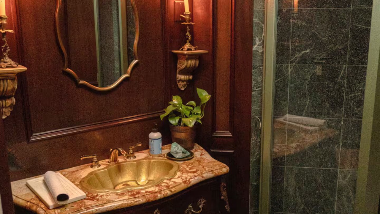 Photo of Bathroom in Belmont Heights