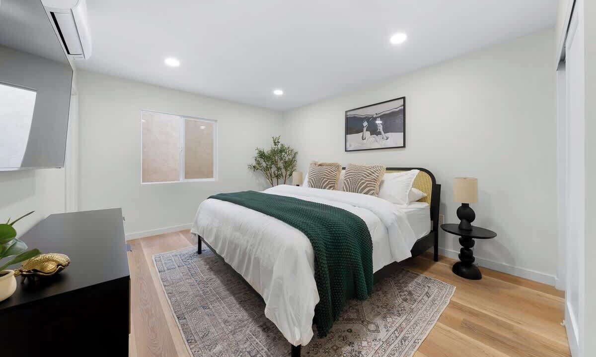 Photo of Bedroom in Mission Hills