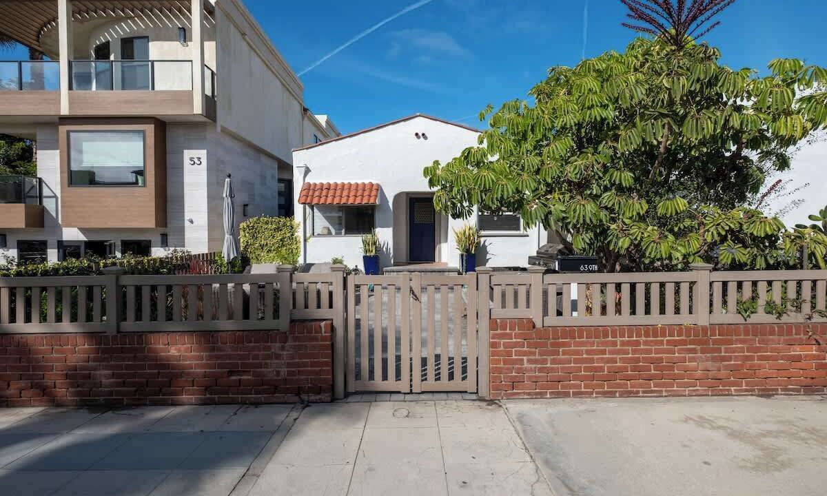 Photo of Others in Hermosa Beach