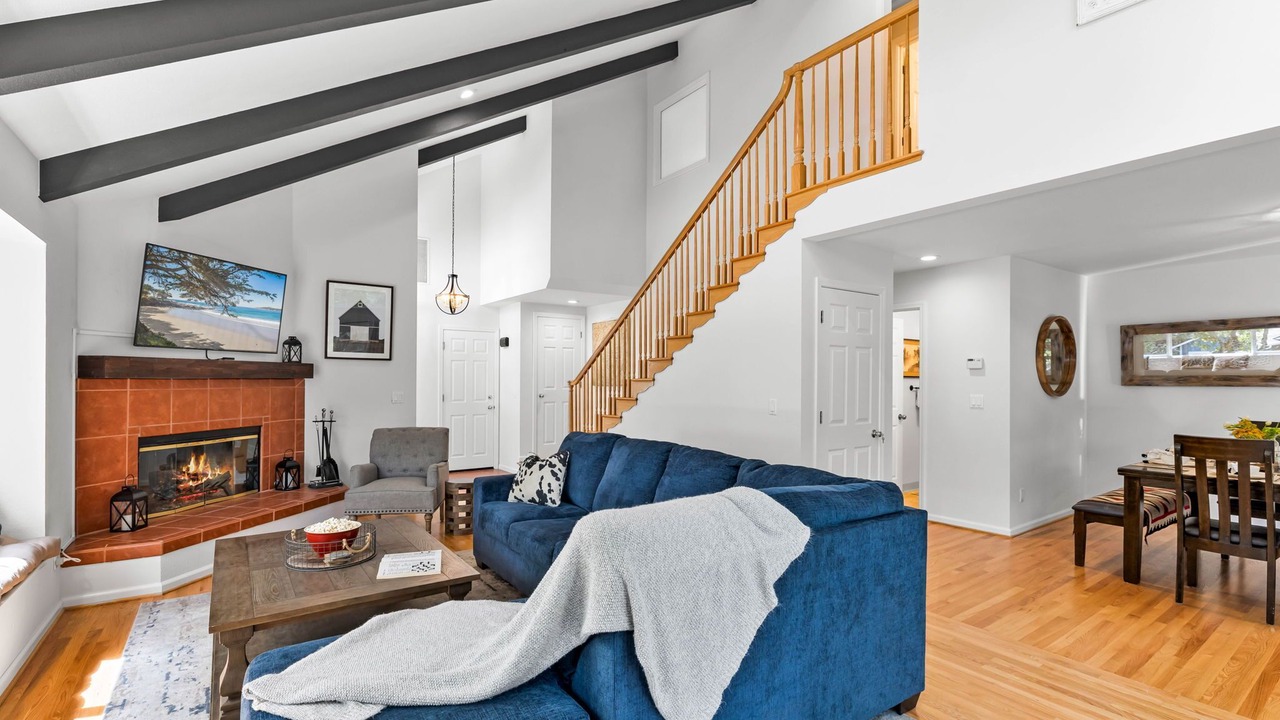 Photo of Bedroom in Northeast Carmel