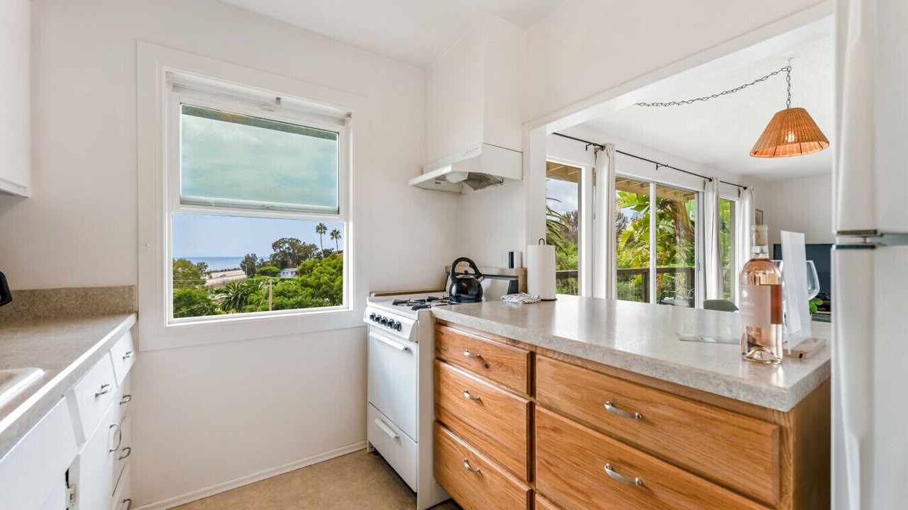 Photo of Kitchen in Summerland