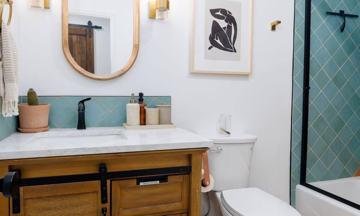 Photo of Bathroom in Landers