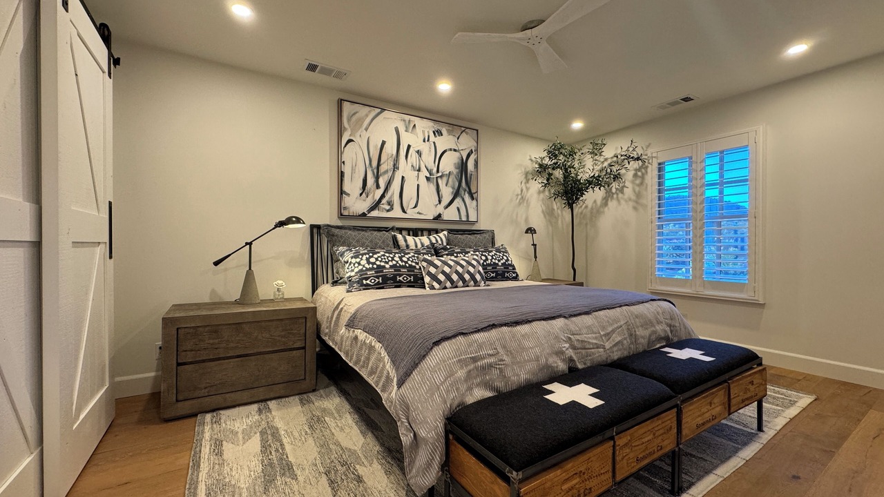 Photo of Bedroom in Yountville