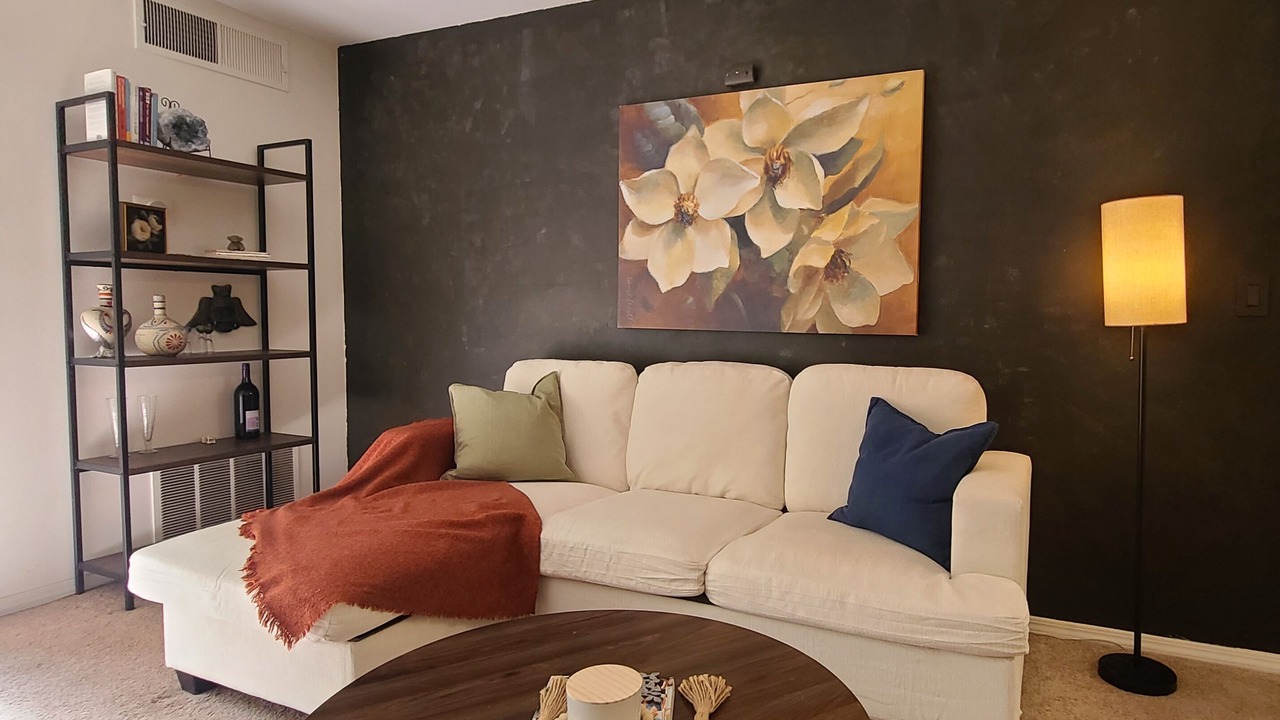 Photo of Livingroom in Mission Valley West