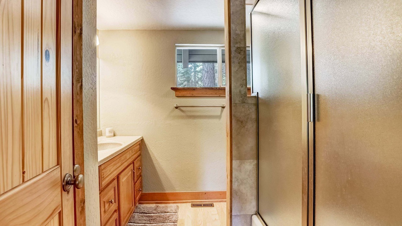 Photo of Bathroom in North Upper Truckee
