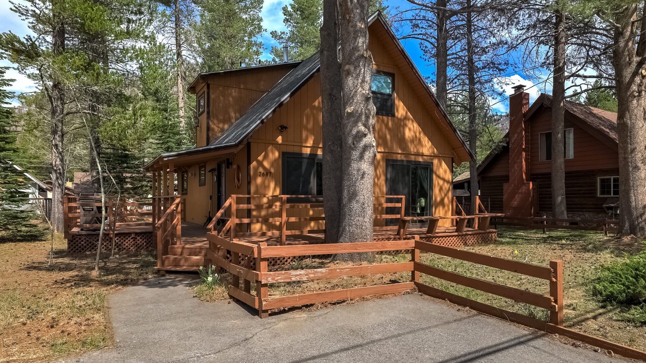 Photo of Outdoor in Christmas Valley