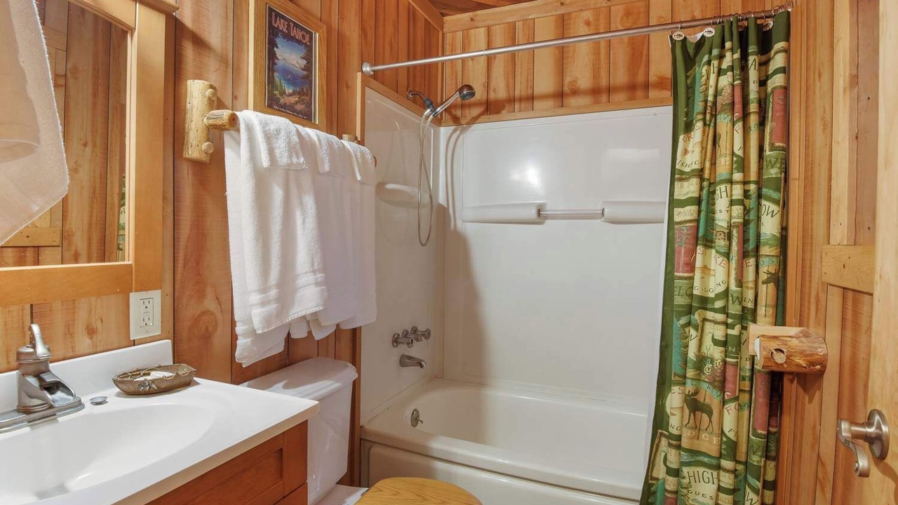 Photo of Bathroom in Tahoe Pines