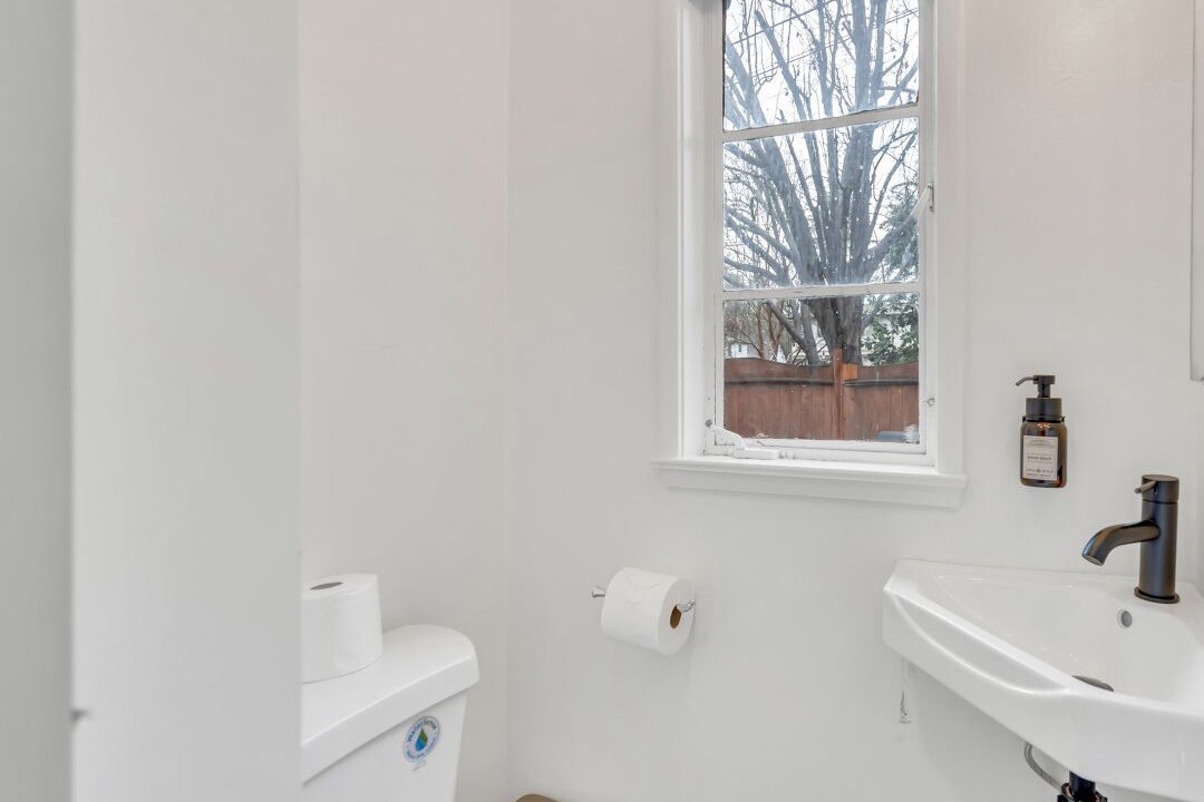 Photo of Bathroom in Central Sacramento