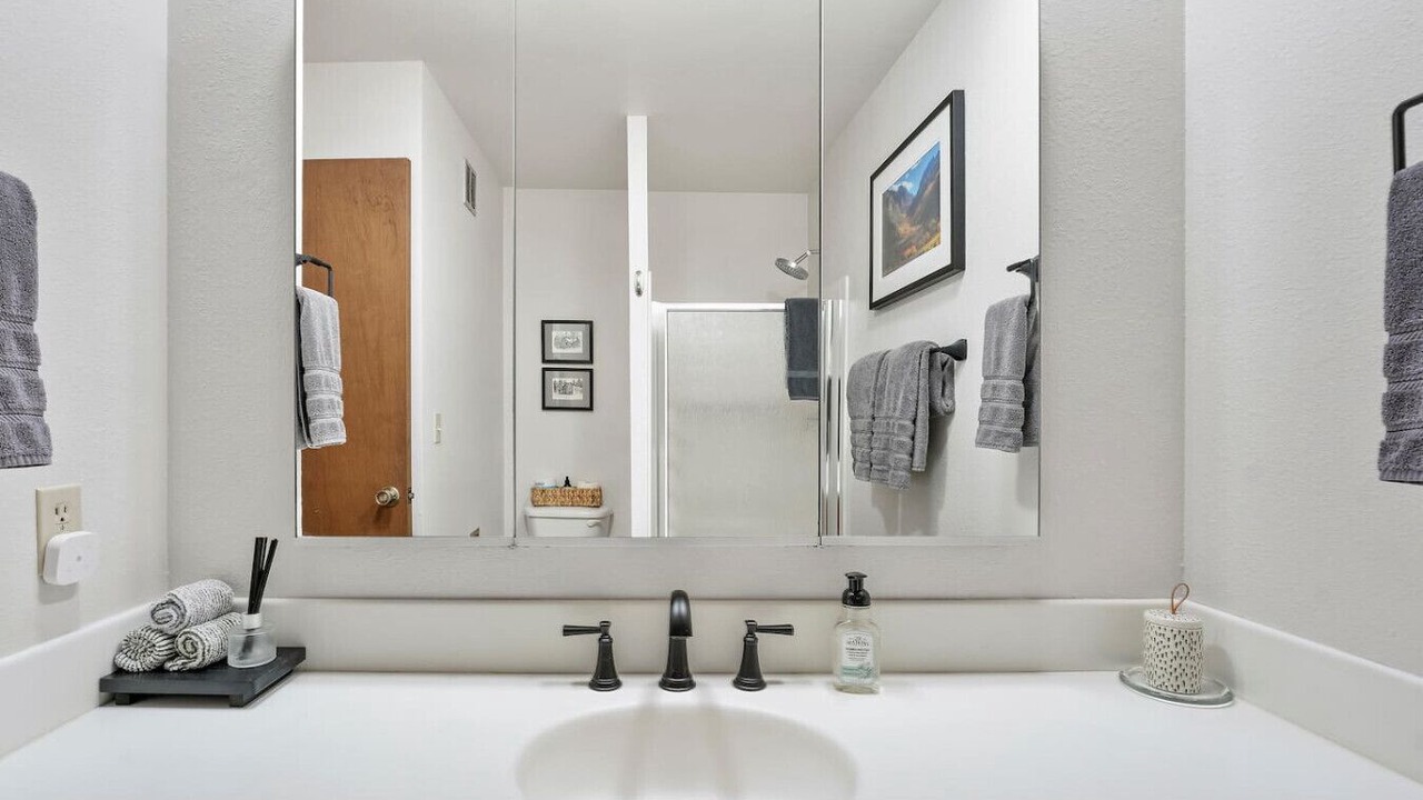 Photo of Bathroom in Graeagle