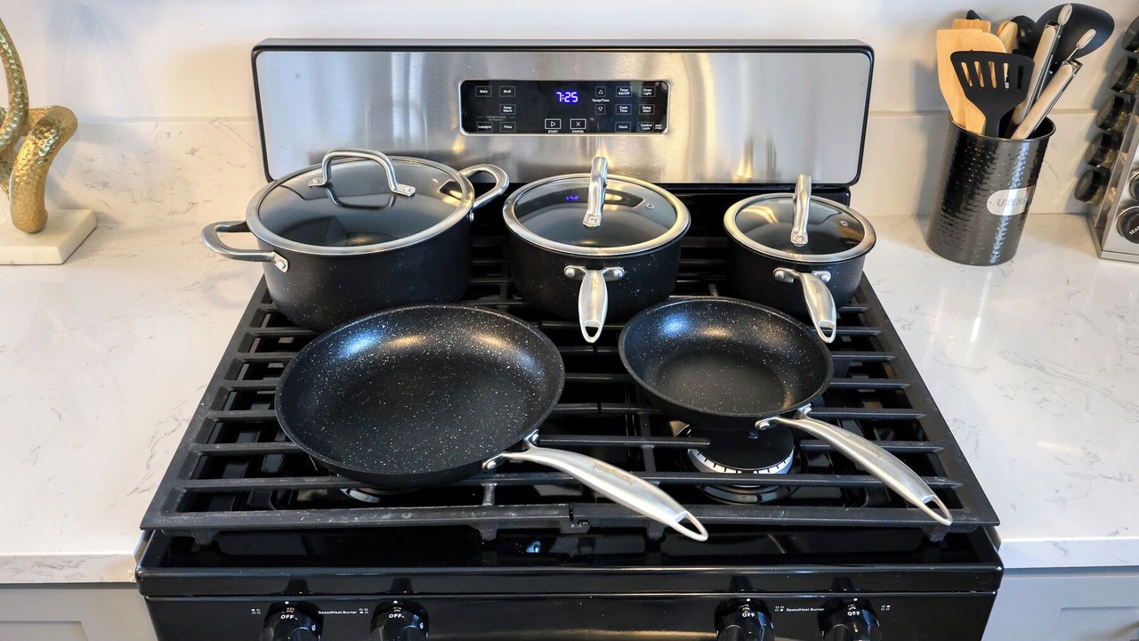 Photo of Kitchen in Lake Elsinore