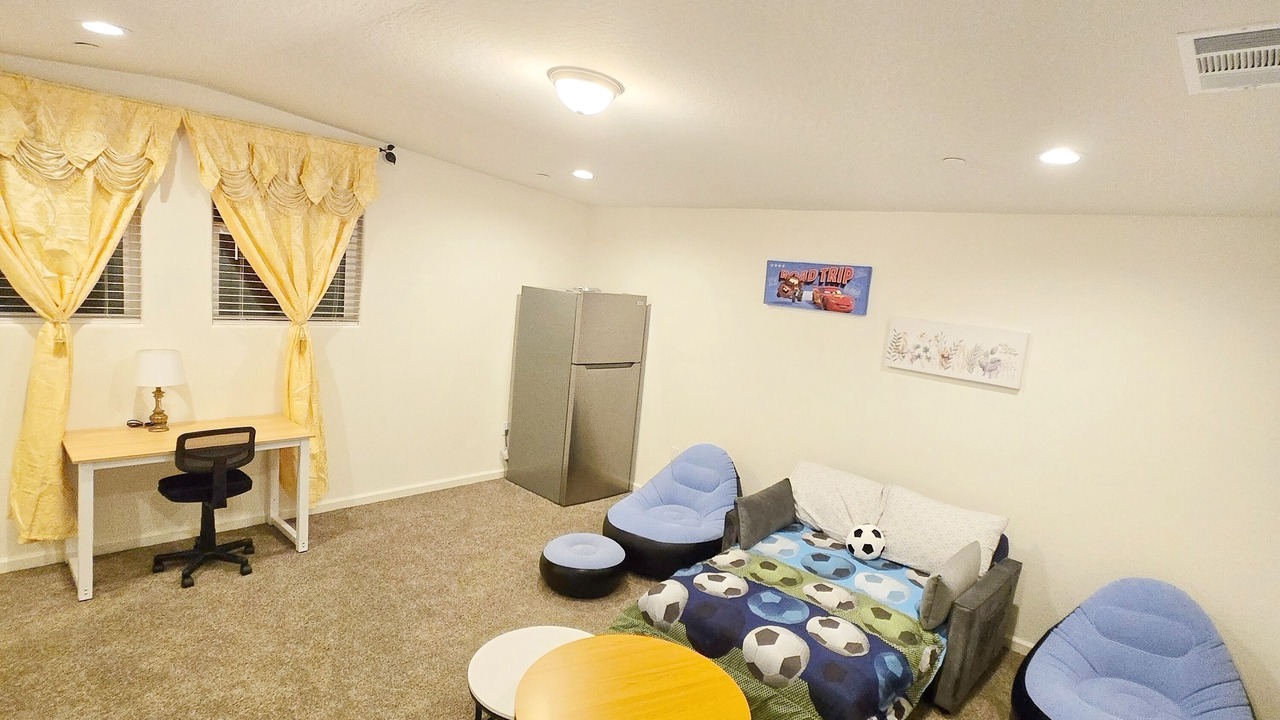 Photo of Bedroom in Tulare