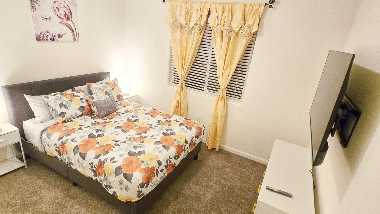 Photo of Bedroom in Tulare